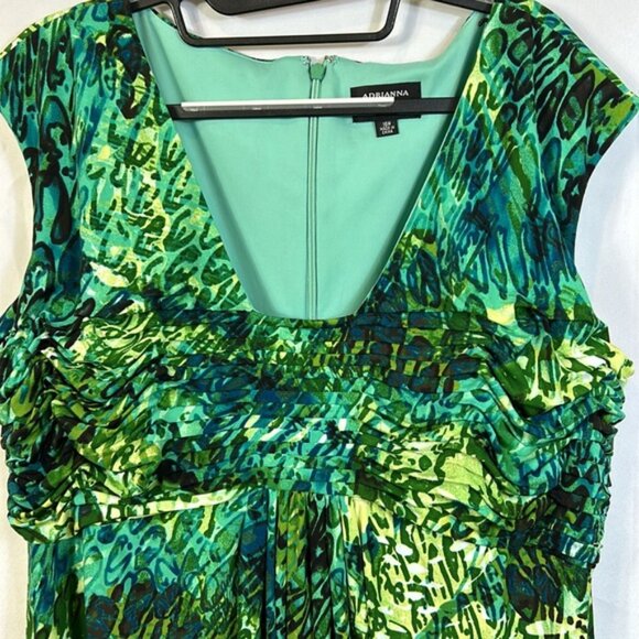 Adrianna Papell Green and Blue Print Dress Size 16W Lined Sleeveless Like New - Picture 2 of 6